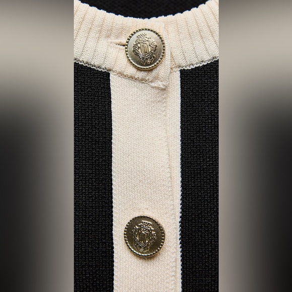 Zara Knit Cardigan with Golden Buttons - Picture 4 of 4
